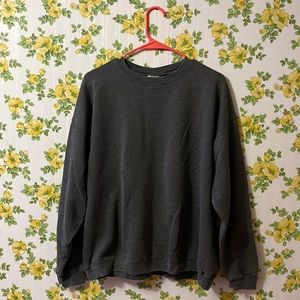 Grey Crewneck Sweater Hanes. Size Large.